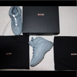 Yeezy Season 7 Desert Boot “House Blue”